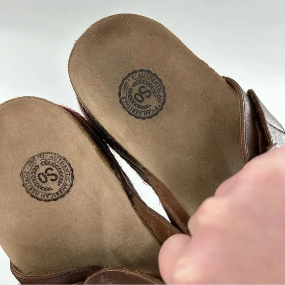 So sandals size 10 brown faux leather t-strap chunky flatforms vintage y2K 90s - Picture 10 of 13